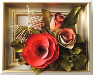 Obraz z malinową różą - rękodzieło ze skóry - na prezent dla kobiety