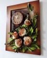Zegar w ramie z litego drewna, skórzane róże, oryginalny prezent, mozliwa dedykacja, grawer, prosto z naszej pracowni, prawdziwe Polskie rękodzieło 