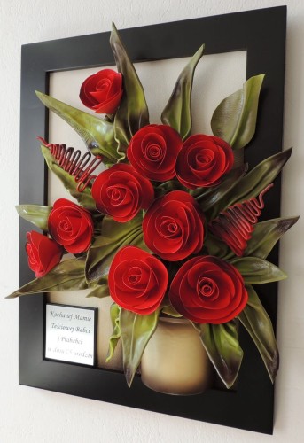 Obraz z bukietem czerwonych róż i dedykacją na 75-te urodziny dla kobiety.JPG
