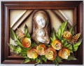 Obraz-z-maryją-kwiaty-drewniana-rama.jpg