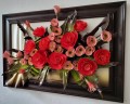 Obraz-z-bukietem-kwiatów-w-wazonie-w-drewnianej-frezowanej-ramie.jpg