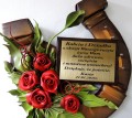 Pamiątka-z-okazji-dnia-babci-i-dziadka-podkowa-na-szczęście-z-czerwonymi-różami+grawer.jpg