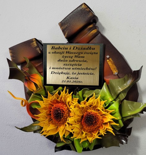 Podkowa-z-dedykacją-na-dzień-babci-i-dziadka-ze-słonecznikami.jpg