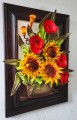 Obraz ze słonecznikami w frezowanej ramie  na prezent dla mamy, kobiety, babci.jpg