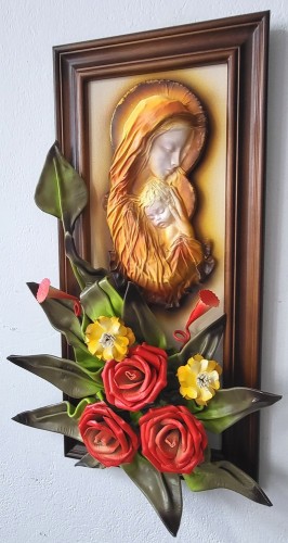 obraz-z-maryją-w-drewnianej-ramie.jpg