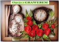 obraz-z-płaskorzeźbą-świętej-rodziny-z-zegarem-czerwonymi-różami-i-dedykacją.jpg