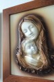 obraz-z-płaskorzeźbą-maryji-na-pamiątkę-zaślubin-dla-nowożeńców.jpg