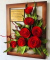 obraz-z-bukietem-czerwonych-róż-w-drewnianej-ramie.JPG