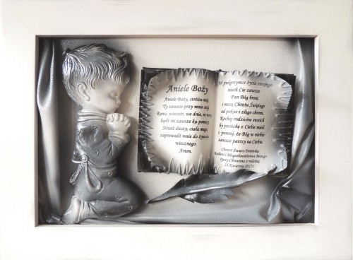 Pamiątka chrztu świętego, modlący się chłopiec, obraz z dedykacją