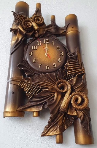 Duży zegar ścienny ze skóry, brązowo zloty.jpg