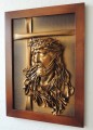 Obraz z płaskorzeźbą jezusa - brąz złoto - drewniana rama.JPG