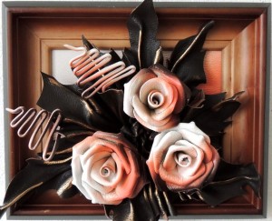 Obrazek z różyczkami - Niepowtarzalne Rękodzieło na prezent dla Kobiety